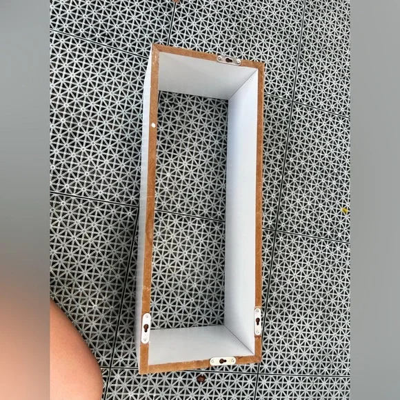 Modern White Wall Shelf - Picture 10 of 11